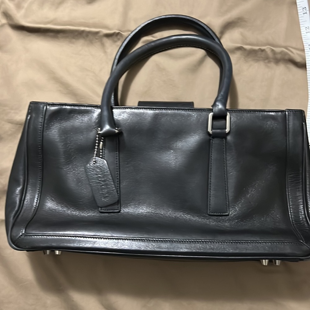 Coach black leather pocketbook No E1P-9419 Like New